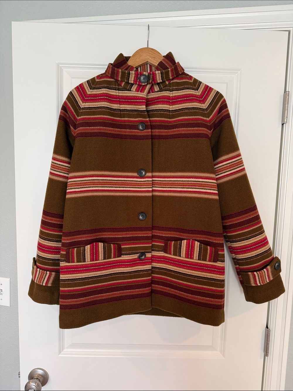 Pendleton Made in USA Brown Red Striped Virgin Wool Pea Coat size Small